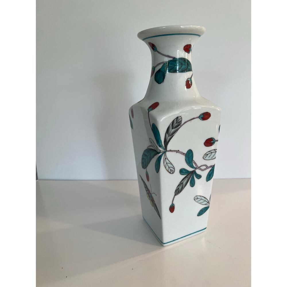Vintage Large Chinoiserie Porcelain Botanic Garden Floral Butterflies Vase JL - Picture 3 of 11